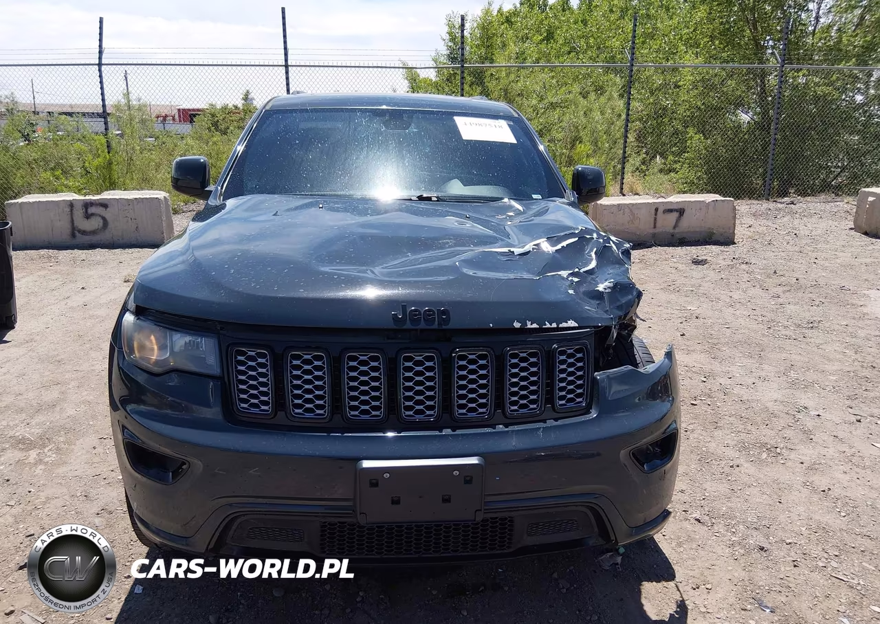 2017 Jeep Grand Cherokee Altitude 4X4 VIN:1C4RJFAG7HC720067 - 12