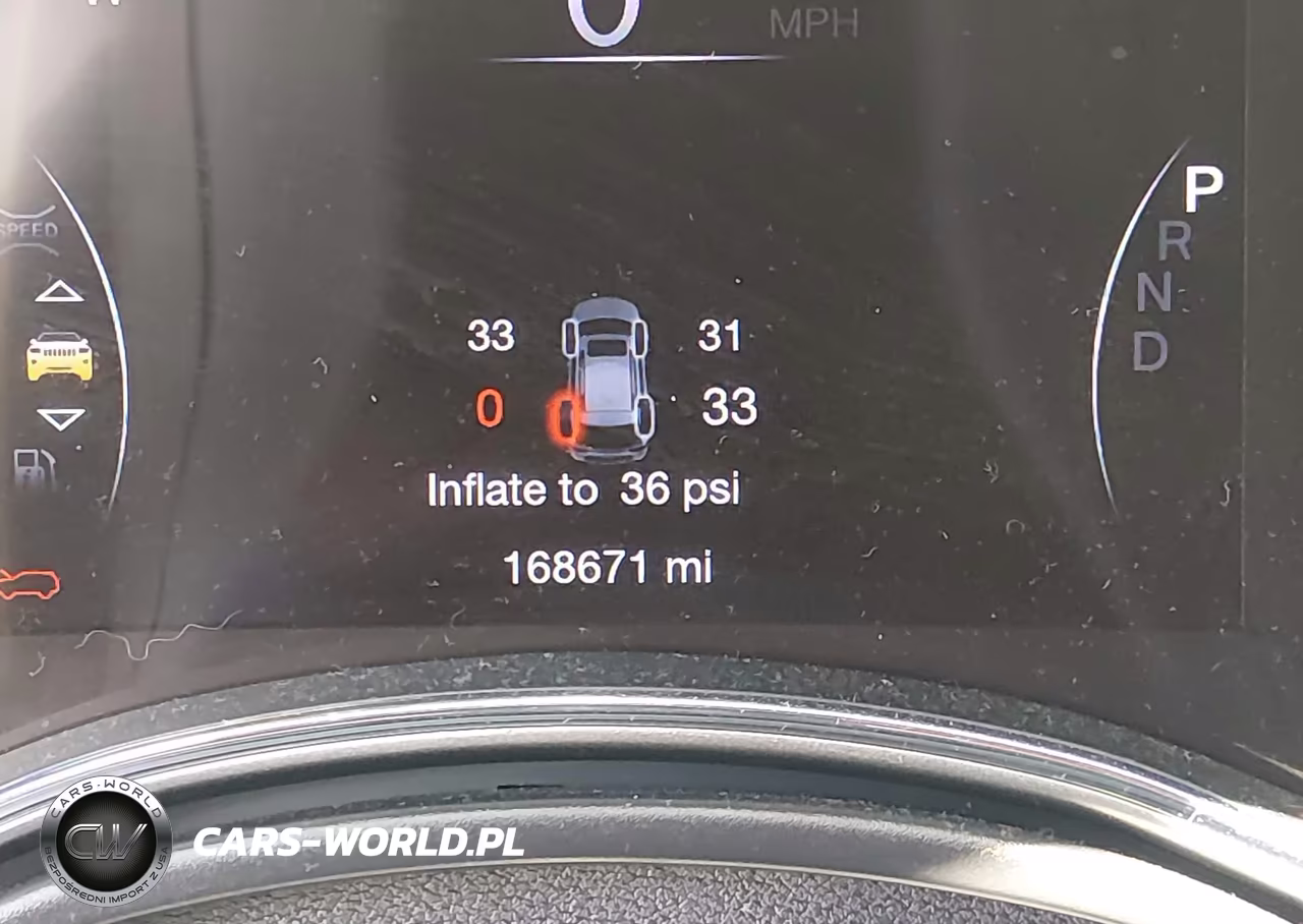2017 Jeep Grand Cherokee Altitude 4X4 VIN:1C4RJFAG7HC720067 - 15