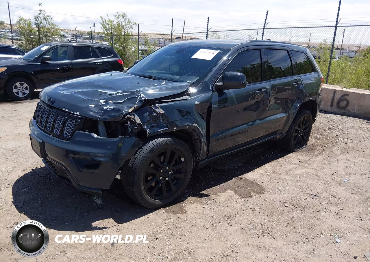 2017 Jeep Grand Cherokee Altitude 4X4 VIN:1C4RJFAG7HC720067 - 2