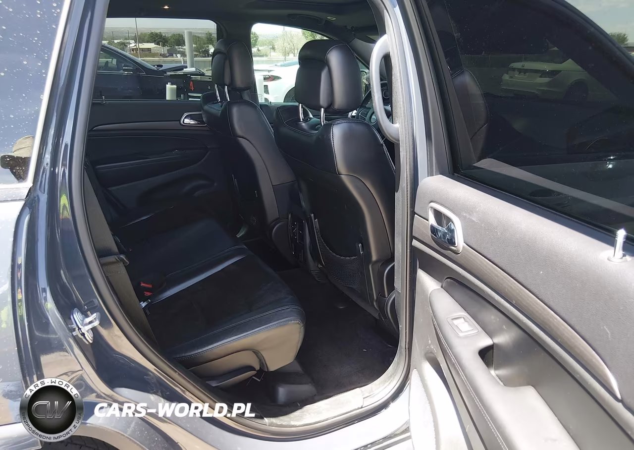 2017 Jeep Grand Cherokee Altitude 4X4 VIN:1C4RJFAG7HC720067 - 8