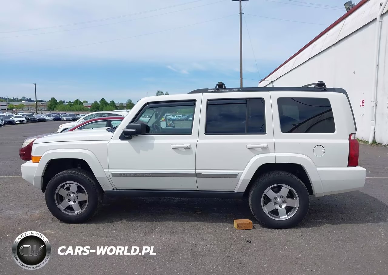 2010 Jeep Commander Sport VIN:1J4RH4GK8AC157557 - 14