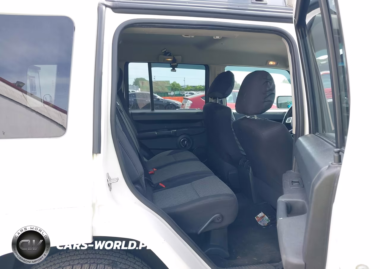2010 Jeep Commander Sport VIN:1J4RH4GK8AC157557 - 8