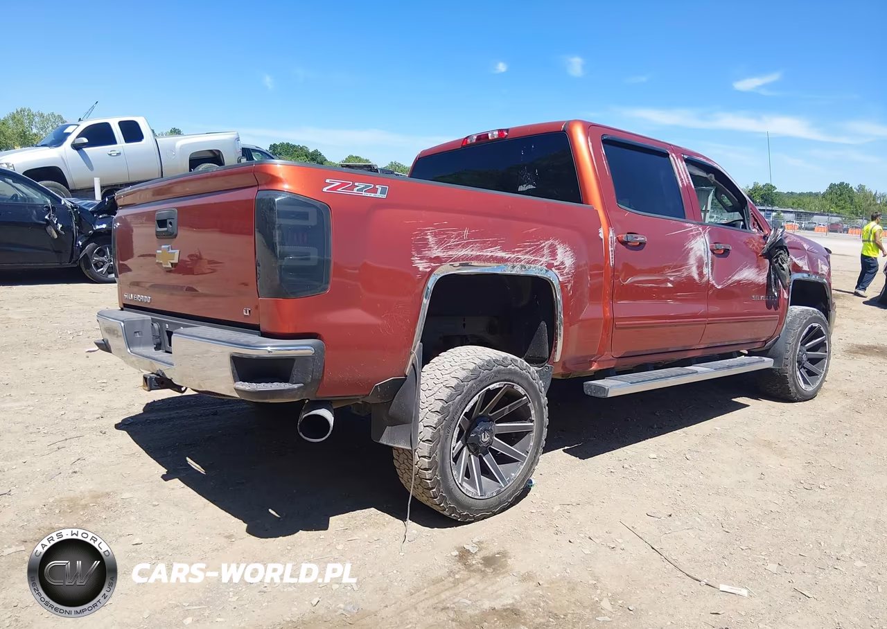 2015 Chevrolet Silverado 1500 2Lt VIN:3GCUKREC8FG239433 - 4