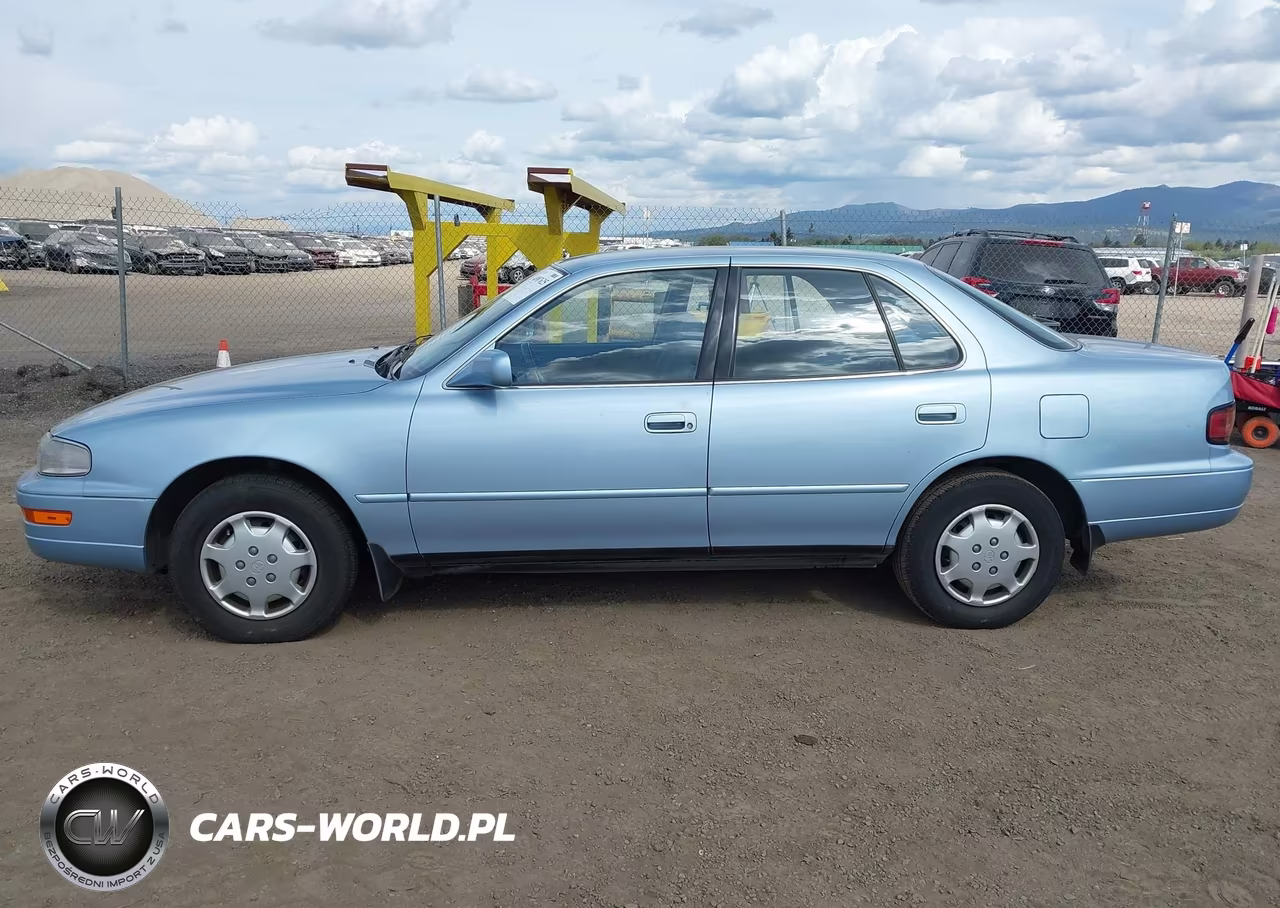 1992 Toyota Camry Le VIN:4T1SK12E4NU091965 - 14