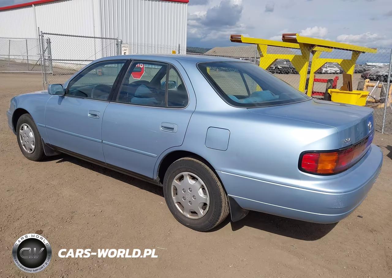 1992 Toyota Camry Le VIN:4T1SK12E4NU091965 - 3