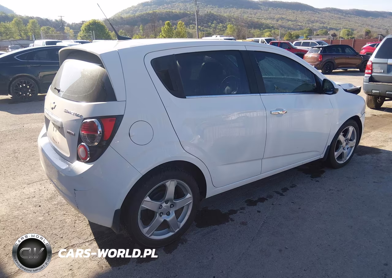 2014 Chevrolet Sonic Ltz Auto VIN:1G1JE6SB8E4185933 - 4