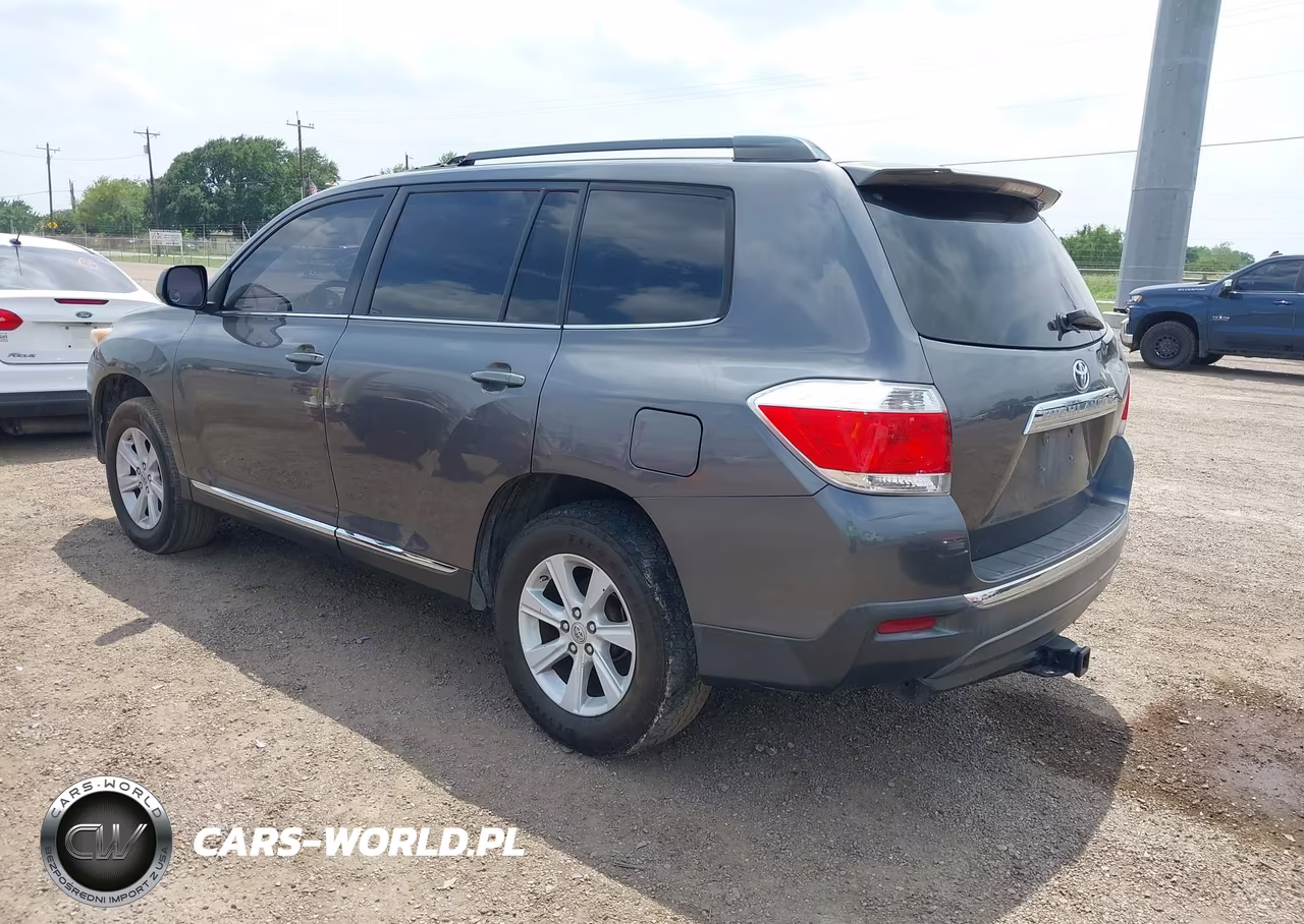 2013 Toyota Highlander Se V6 VIN:5TDZK3EH2DS126672 - 3