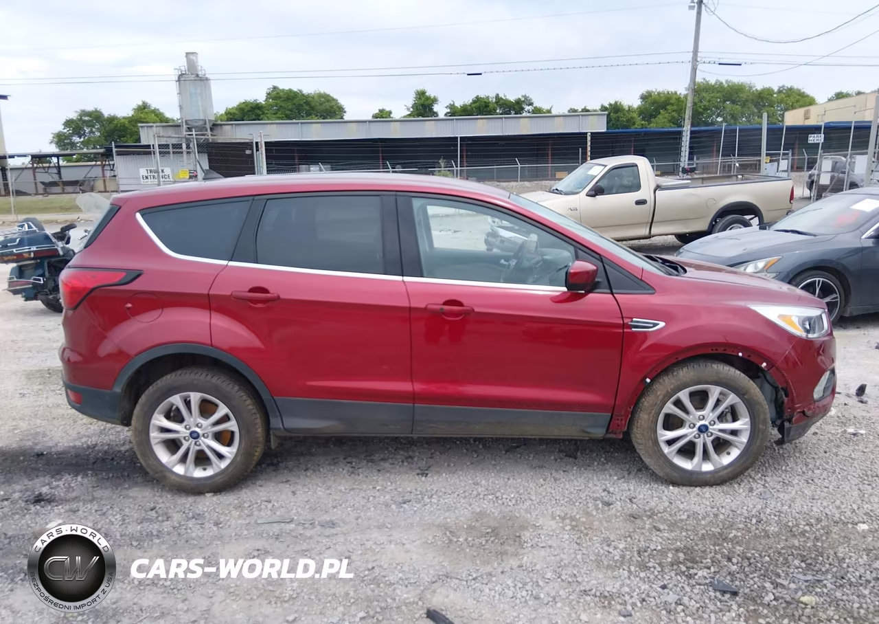2019 Ford Escape Se VIN:1FMCU0GD7KUA88014 - 13