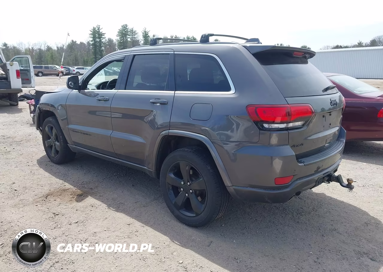 2015 Jeep Grand Cherokee Altitude VIN:1C4RJFAG2FC858855 - 3