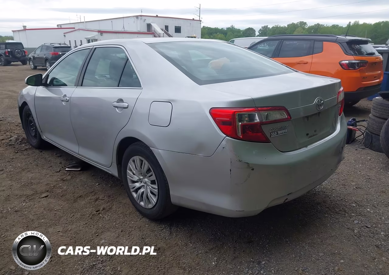 2012 Toyota Camry Le VIN:4T1BF1FK4CU604729 - 3