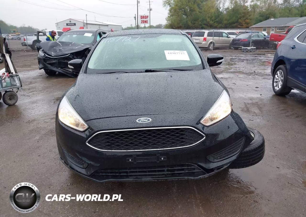 2017 Ford Focus Se VIN:1FADP3K25HL294833 - 13