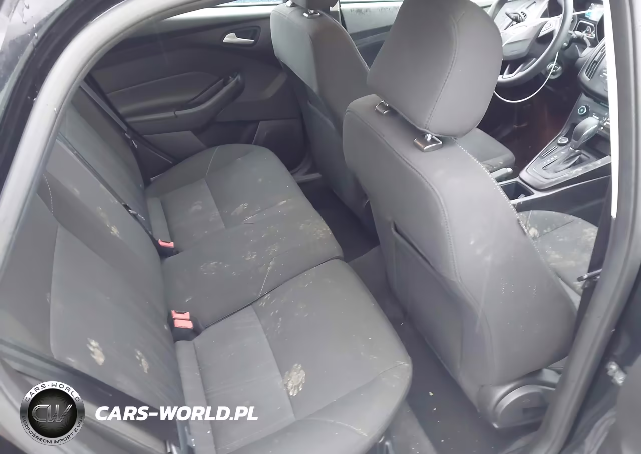 2017 Ford Focus Se VIN:1FADP3K25HL294833 - 8