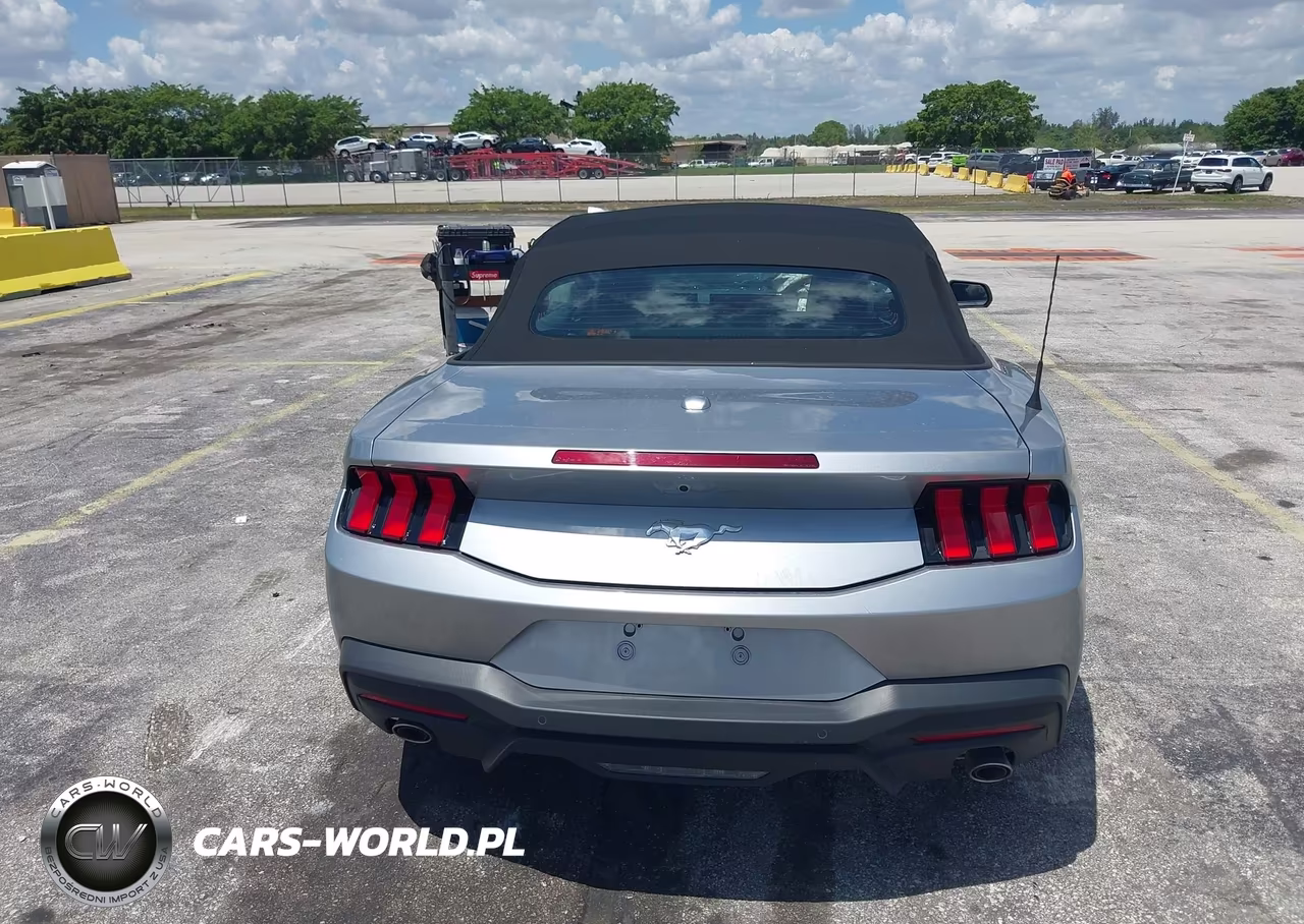2026 Ford Mustang Ecoboost Premium VIN:1FAGP8UH3T5111440 - 17