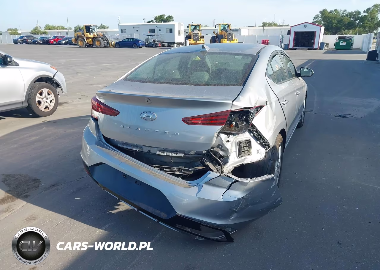 2020 Hyundai Elantra Sel VIN:5NPD84LF8LH601584 - 4