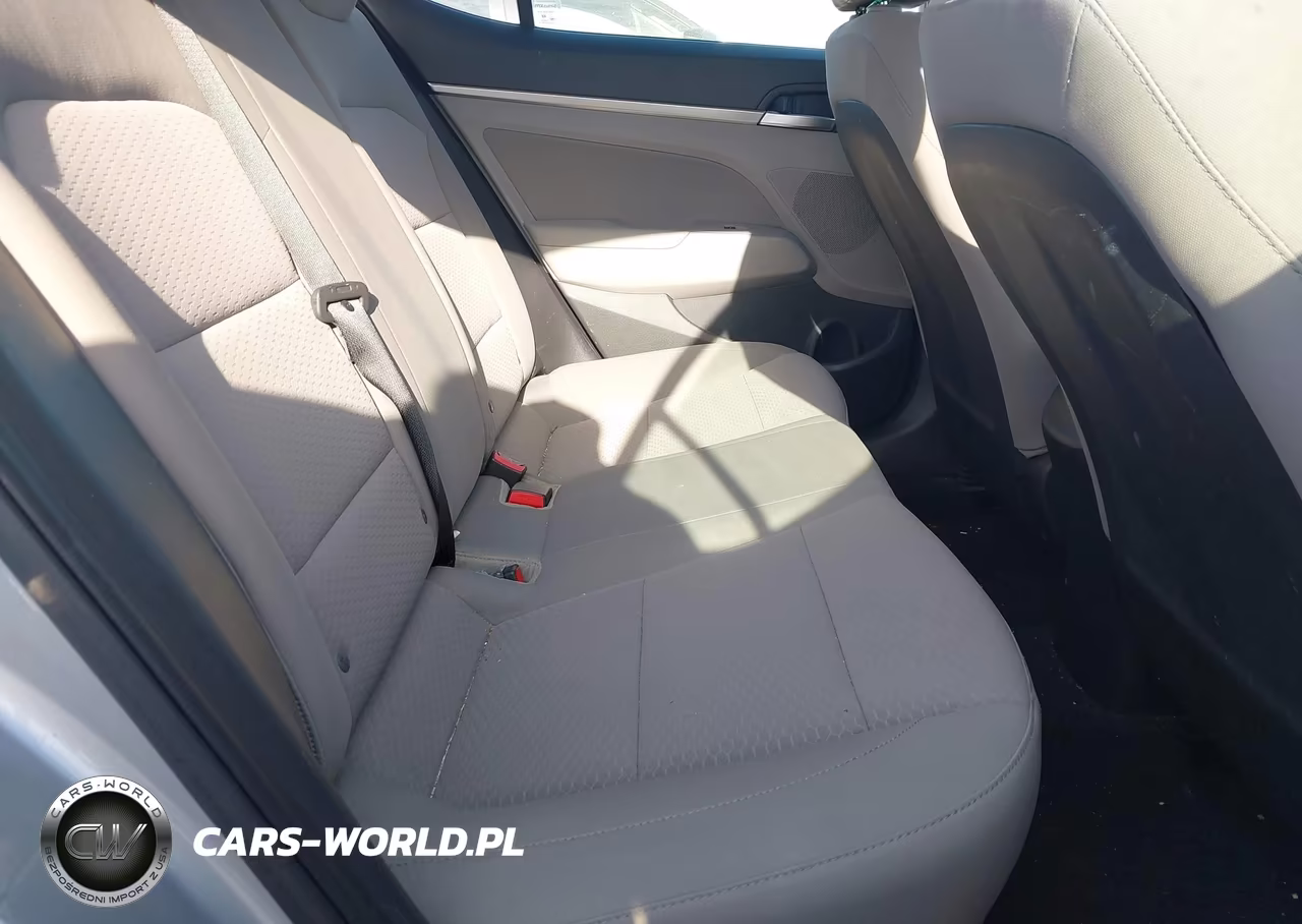 2020 Hyundai Elantra Sel VIN:5NPD84LF8LH601584 - 8