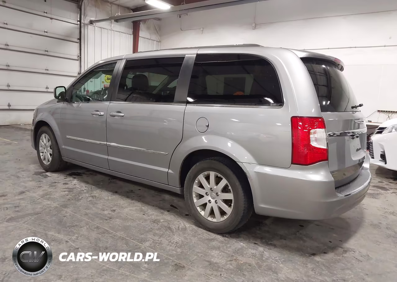 2015 Chrysler Town & Country Touring VIN:2C4RC1BG9FR595122 - 3