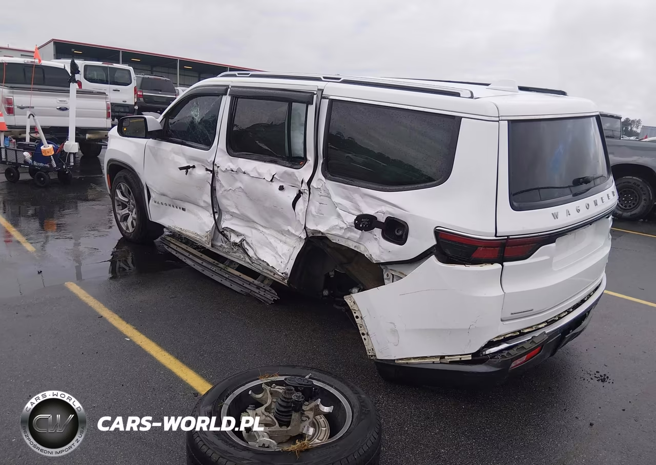 2022 Jeep Wagoneer Series Ii 4X4 VIN:1C4SJVBT4NS107767 - 3