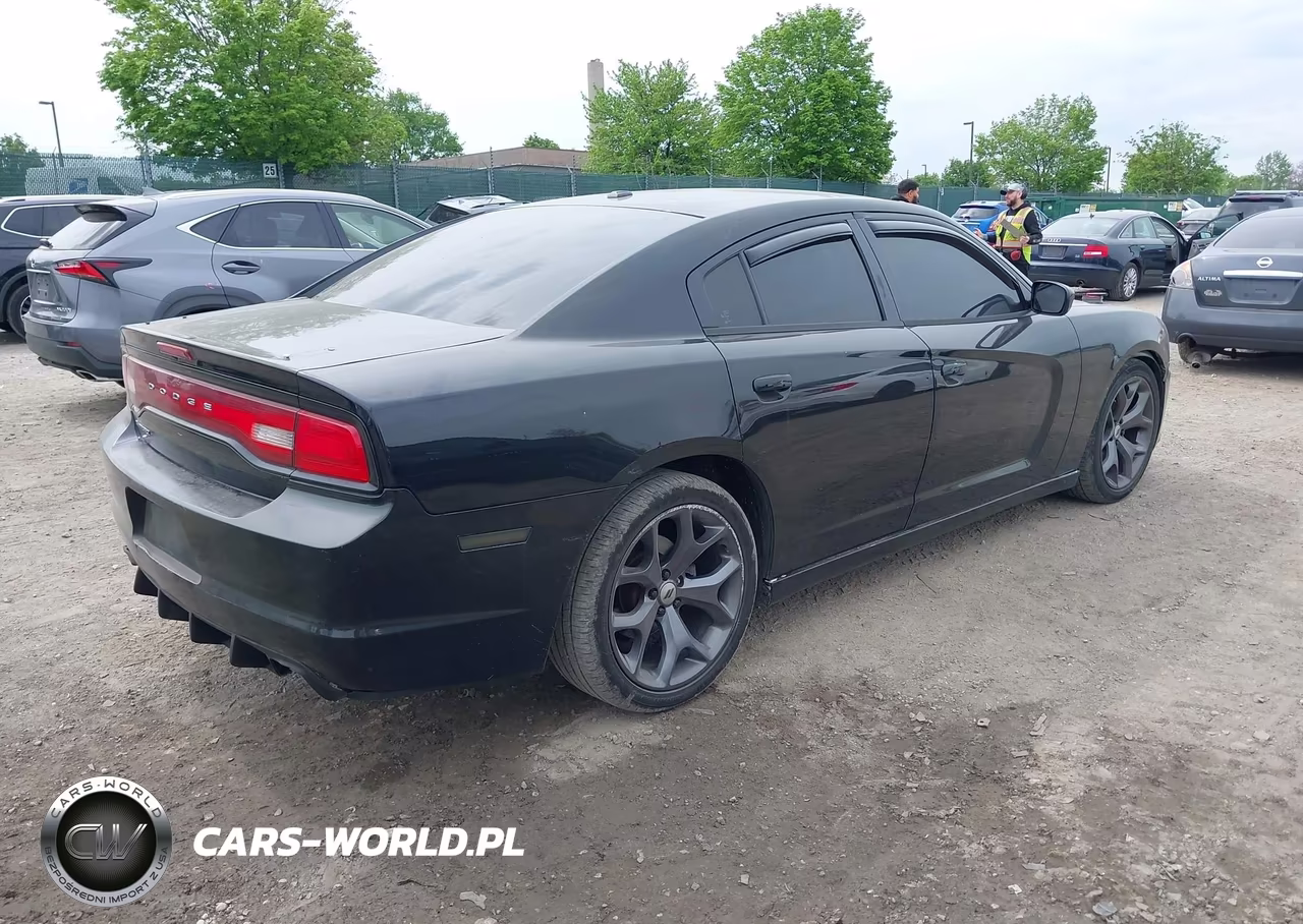 2013 Dodge Charger Sxt VIN:2C3CDXHG5DH546696 - 4