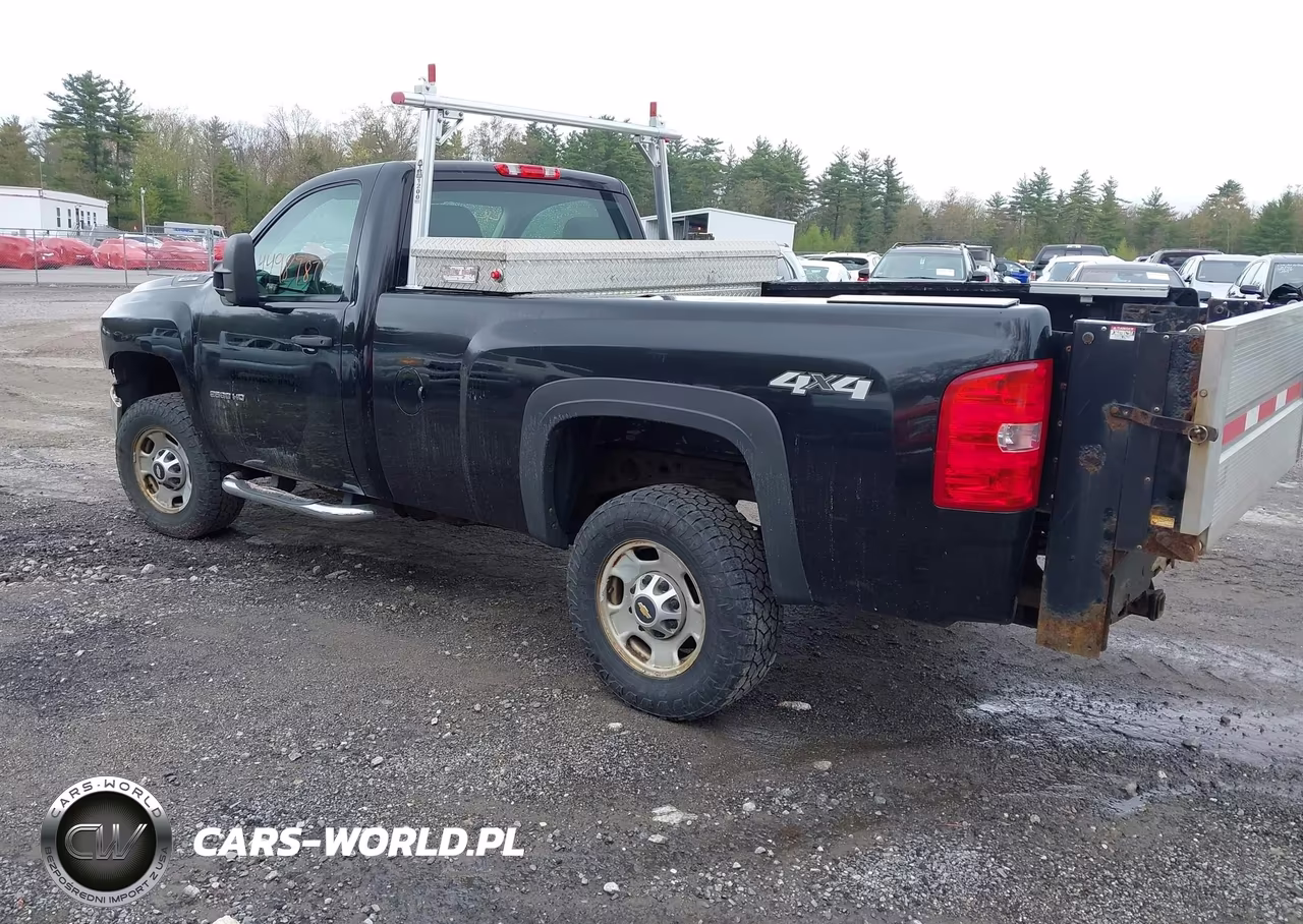 2014 Chevrolet Silverado 2500Hd Work Truck VIN:1GC0KVCG0EF163171 - 3