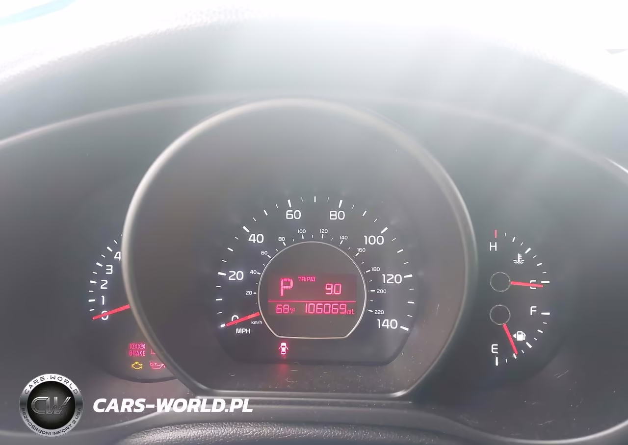 2018 Kia Soul + VIN:KNDJP3A54J7594192 - 7