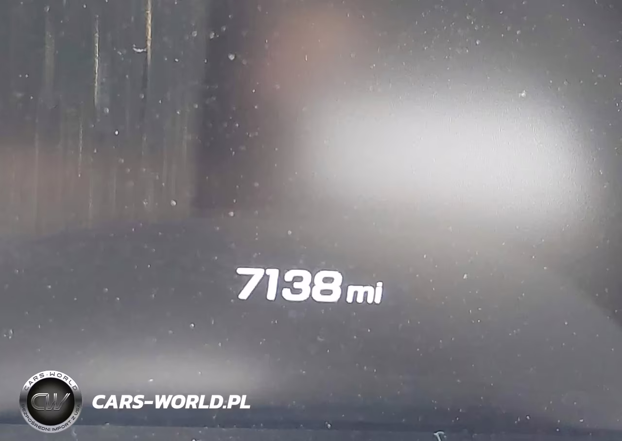 2018 Chevrolet Camaro 2Ss VIN:1G1FH3D72J0134112 - 18