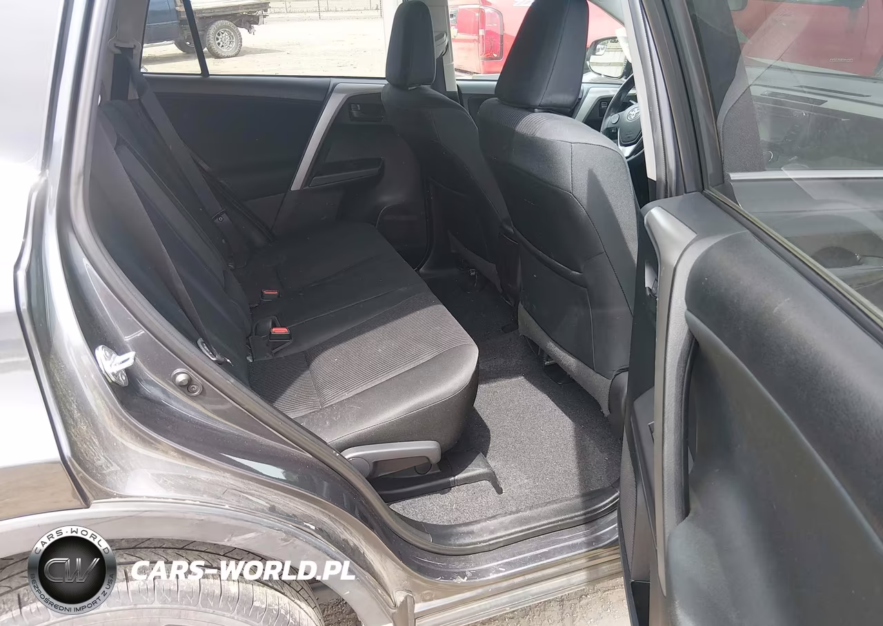 2016 Toyota Rav4 Le VIN:2T3BFREV2GW435768 - 8