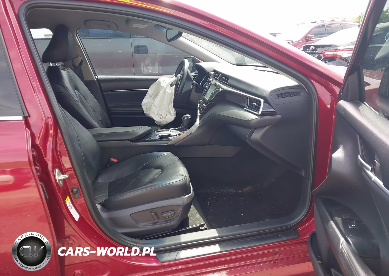 2018 Toyota Camry Xle VIN:4T1B11HK9JU512802 - 5