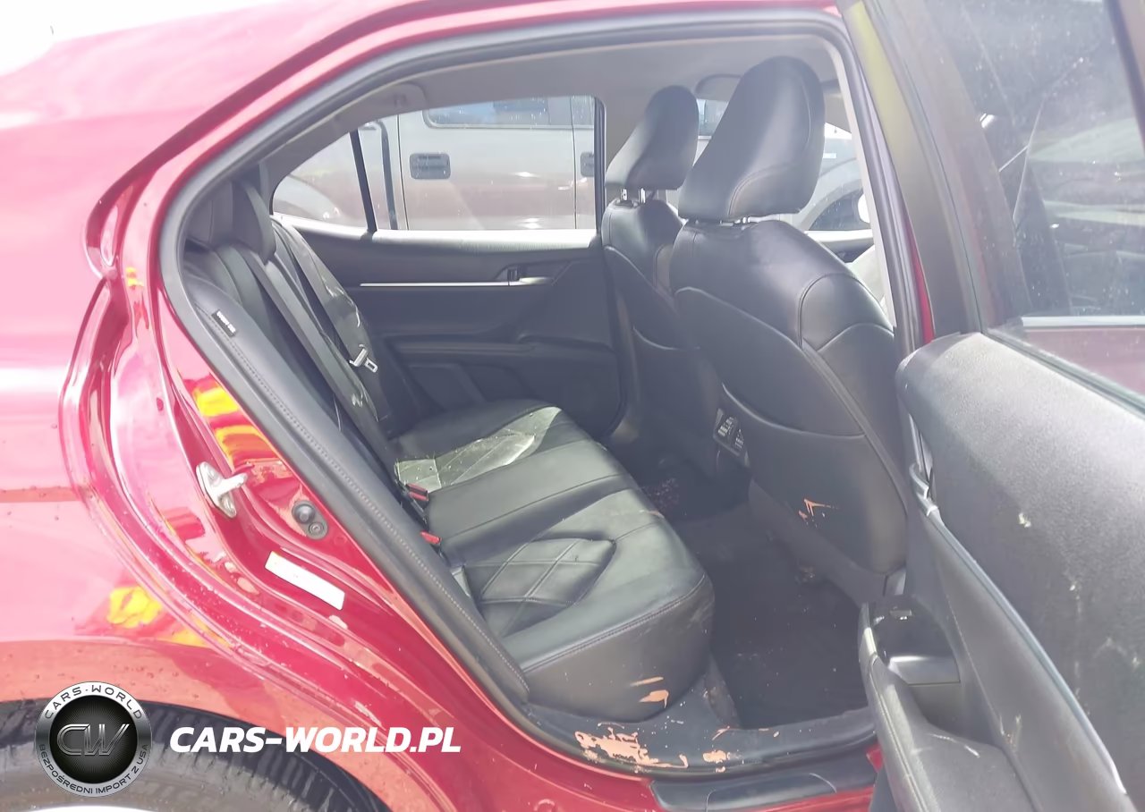 2018 Toyota Camry Xle VIN:4T1B11HK9JU512802 - 8