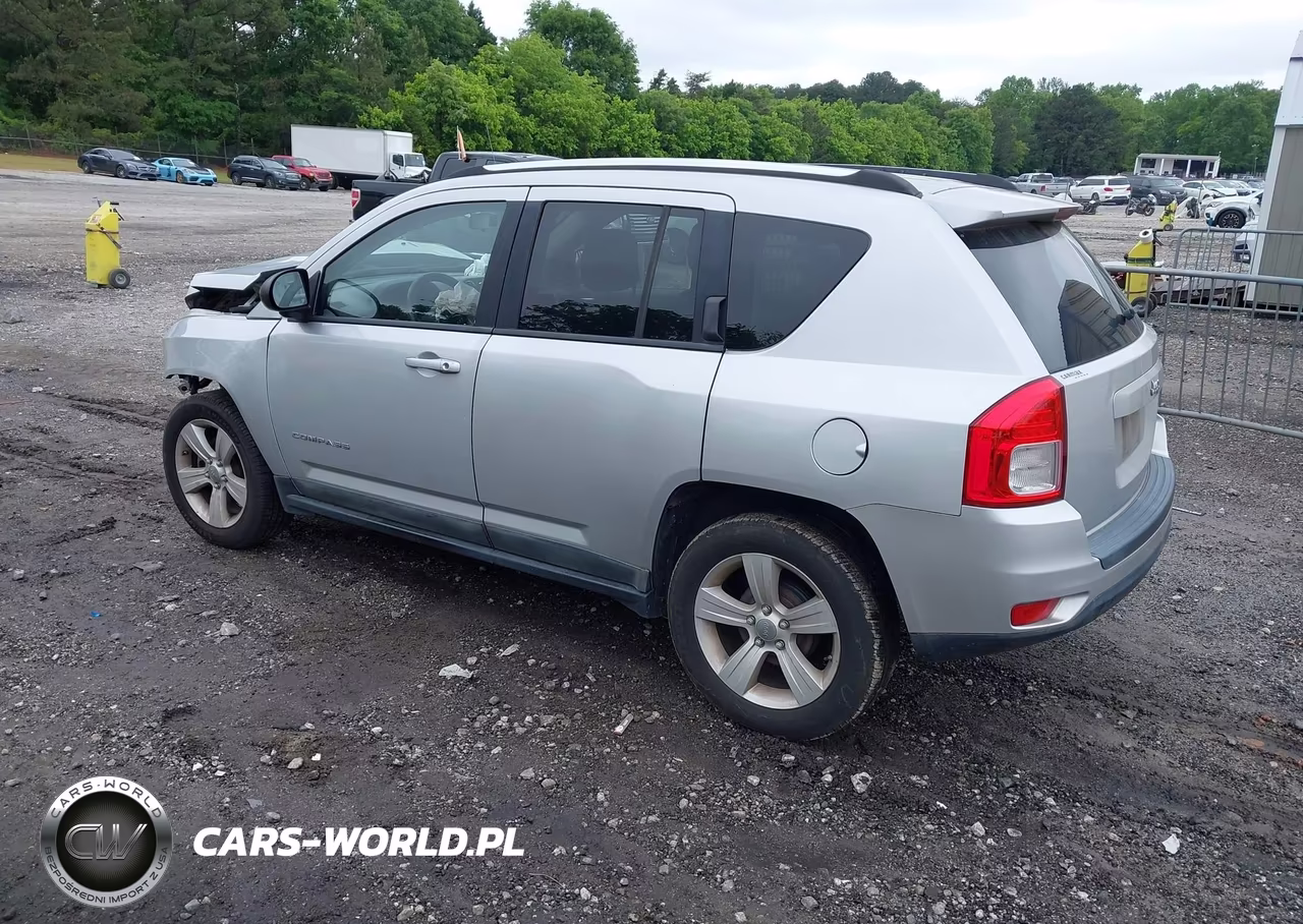 2011 Jeep Compass VIN:1J4NT1FB7BD150530 - 3
