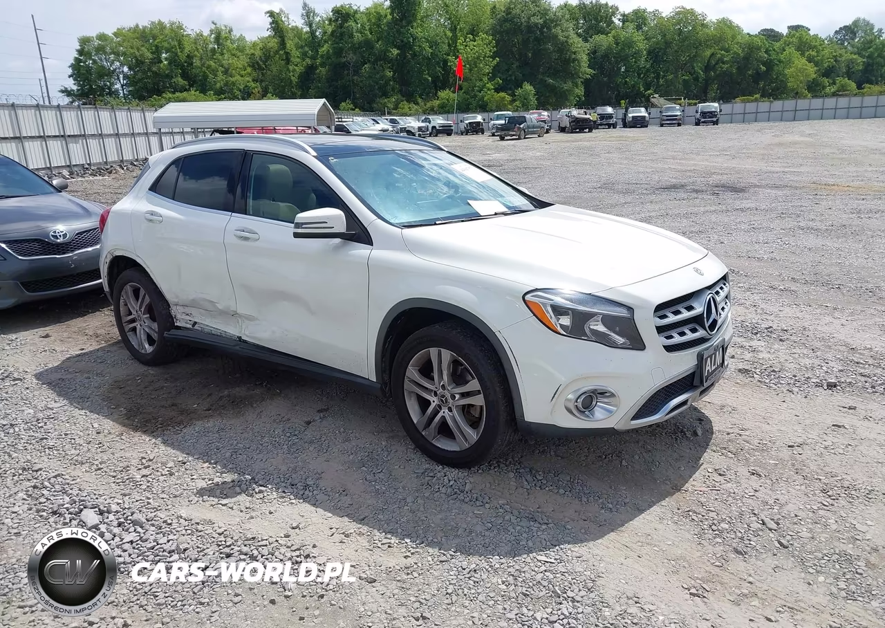 2018 Mercedes-Benz Gla 250 – zdjęcie 1 z 17