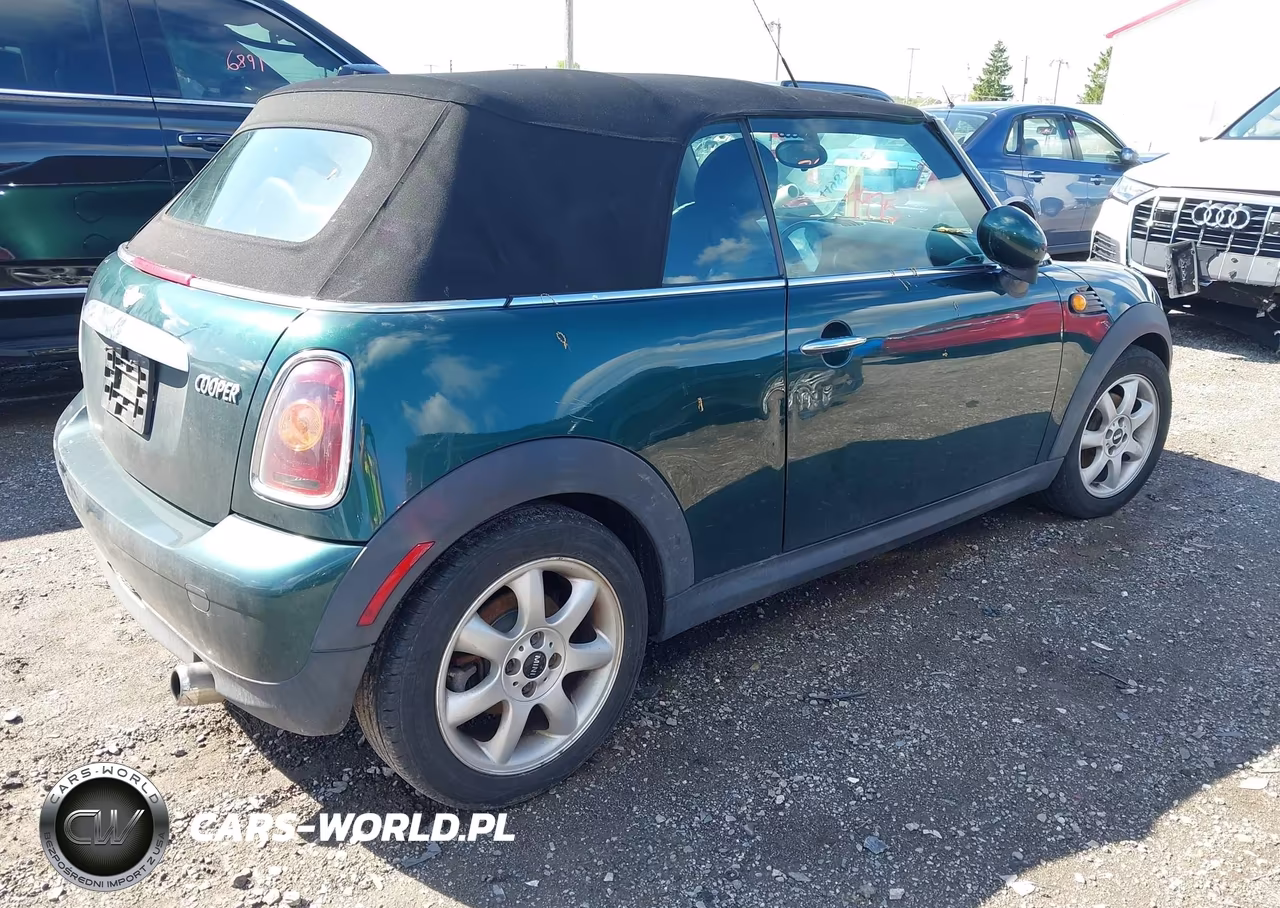 2010 Mini Cooper VIN:WMWMR3C57ATZ18986 - 4