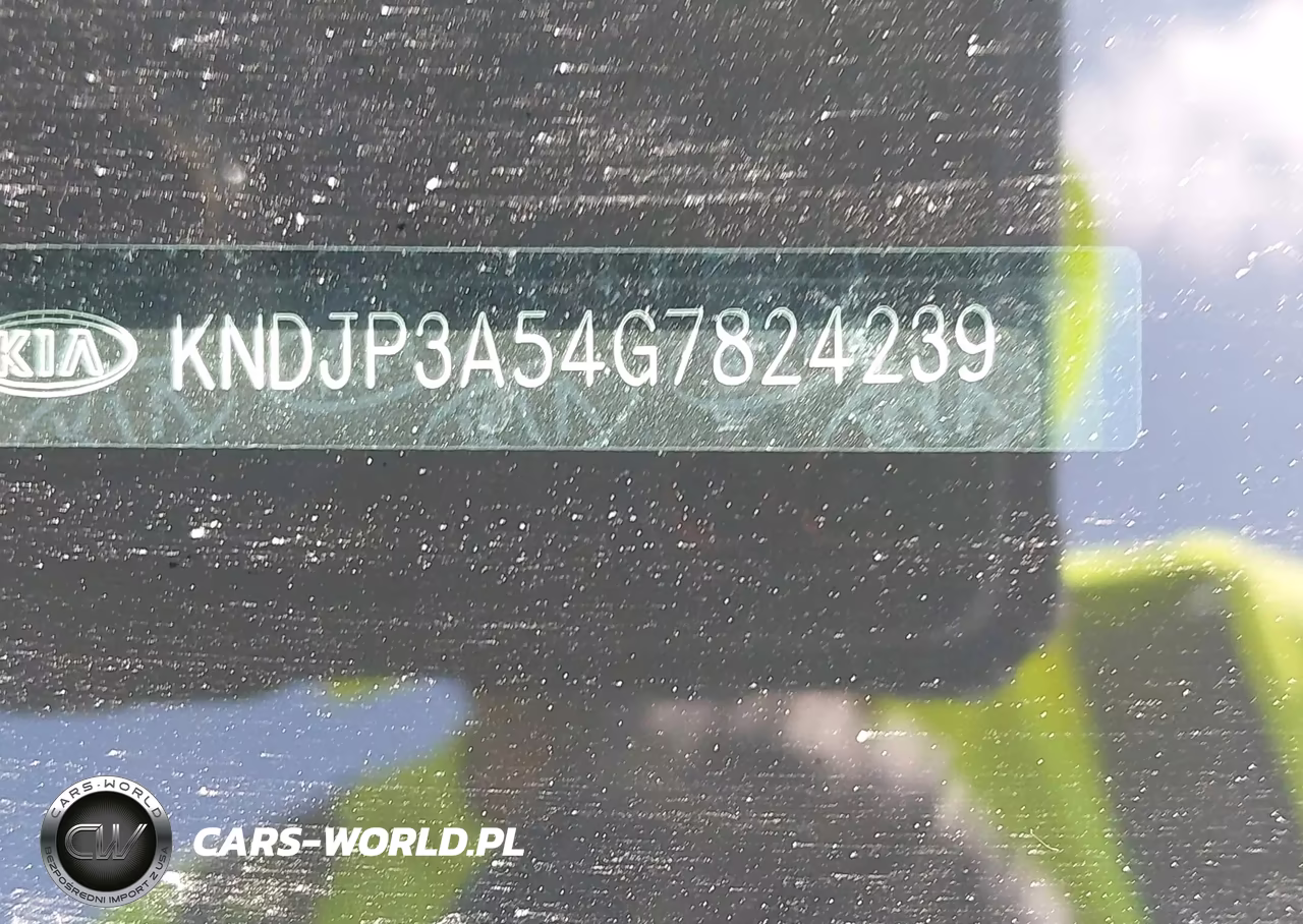 2016 Kia Soul + VIN:KNDJP3A54G7824239 - 9