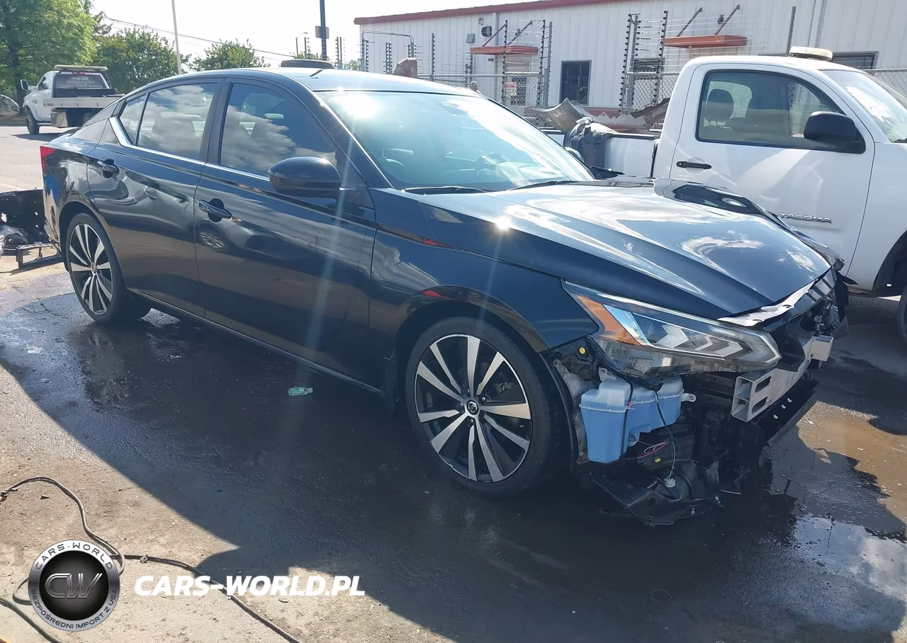 2020 Nissan Altima Sr Fwd – zdjęcie 1 z 17