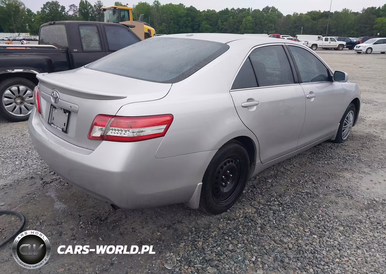 2010 Toyota Camry VIN:4T1BF3EK1AU096956 - 4