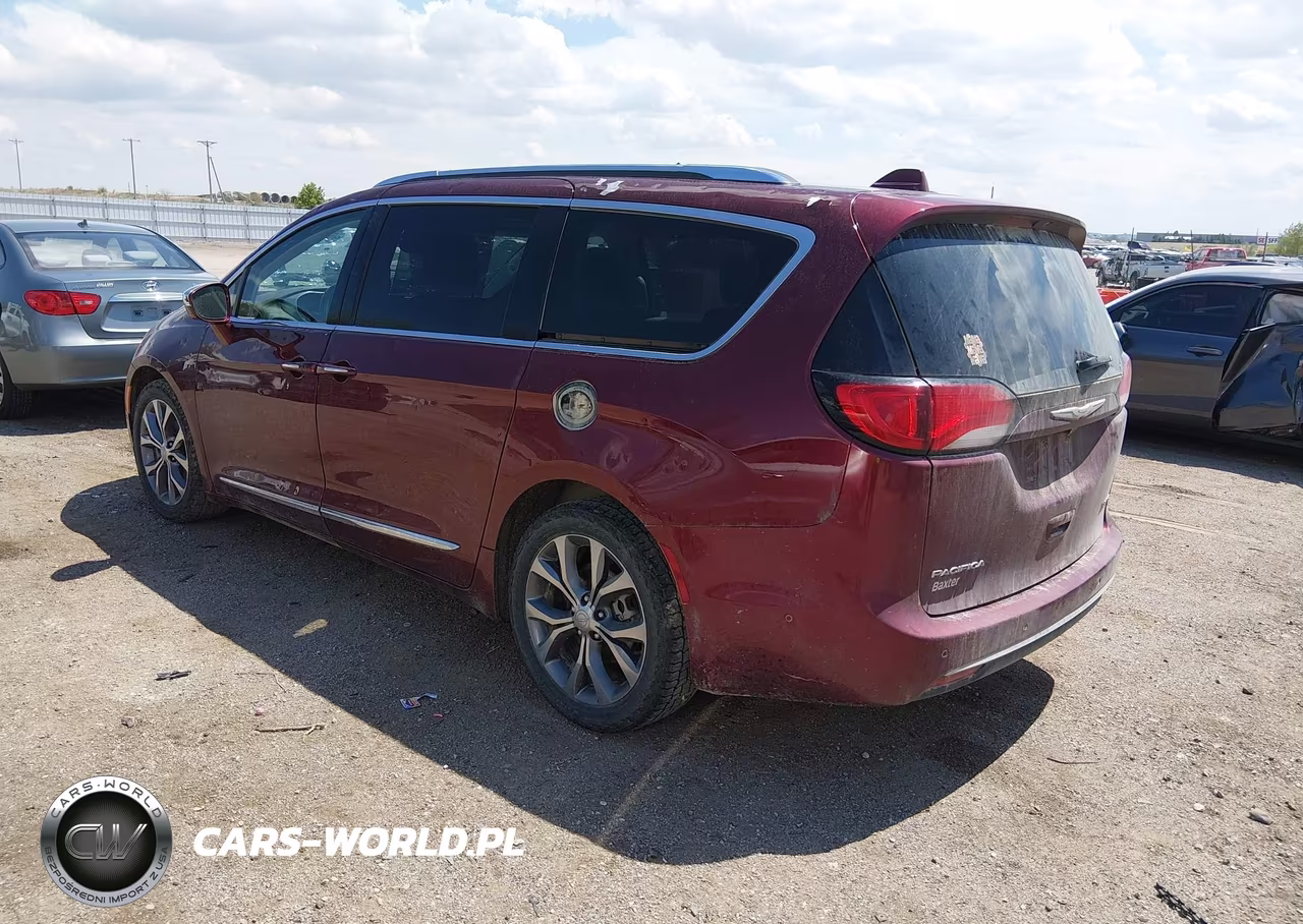 2018 Chrysler Pacifica Limited VIN:2C4RC1GG7JR259907 - 3