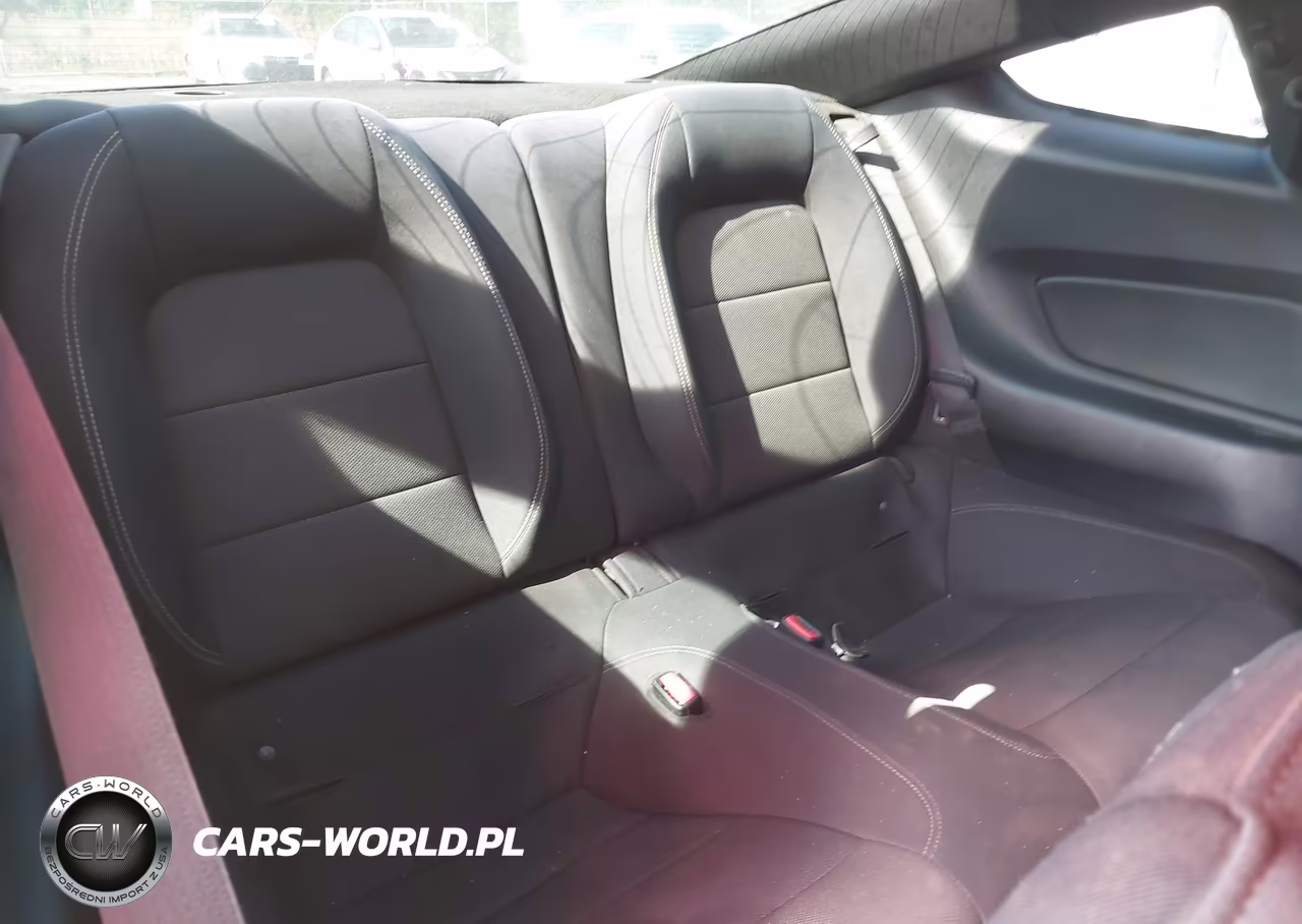 2015 Ford Mustang V6 VIN:1FA6P8AM9F5352792 - 8