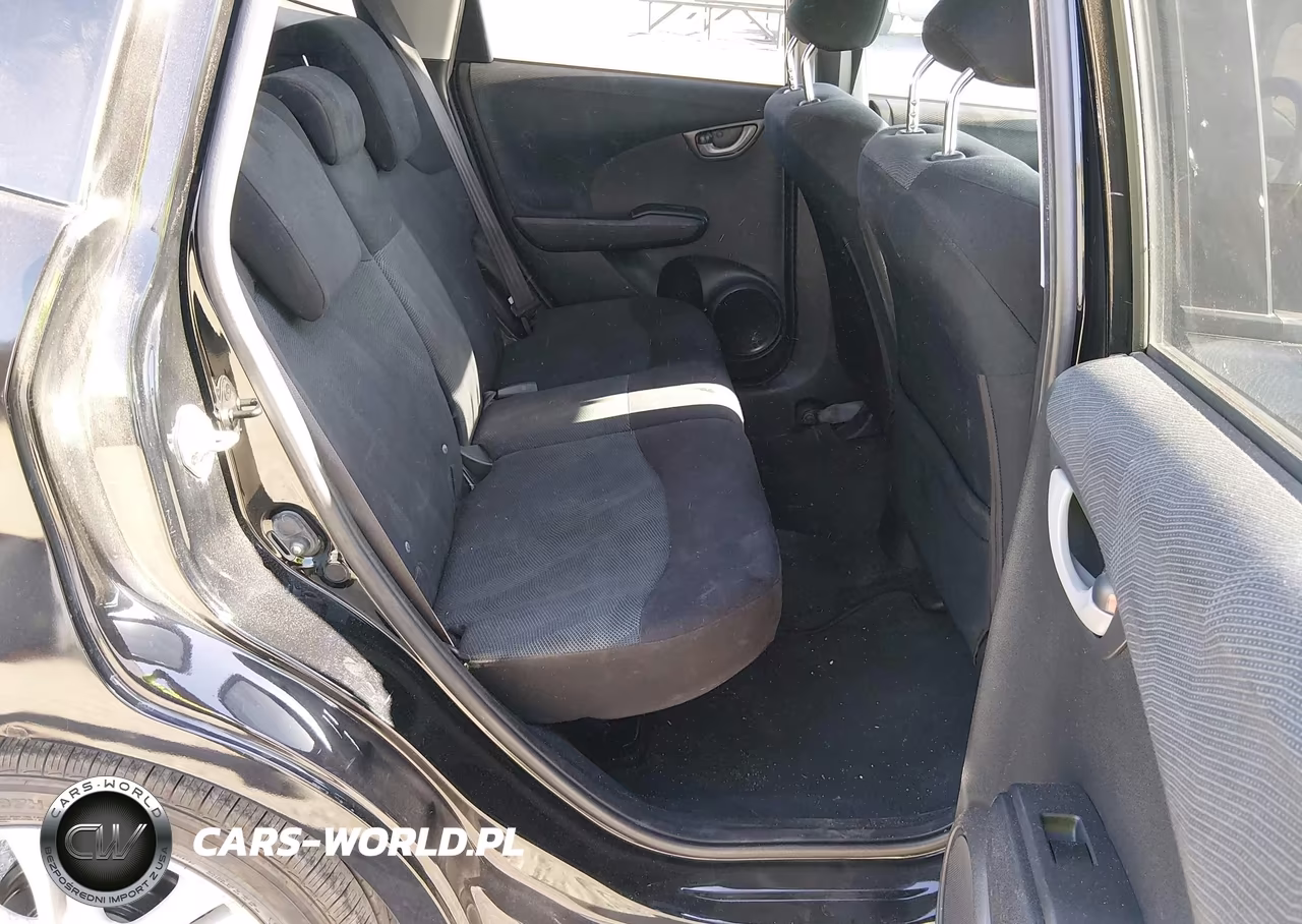 2011 Honda Fit Sport VIN:JHMGE8H51BC011538 - 8