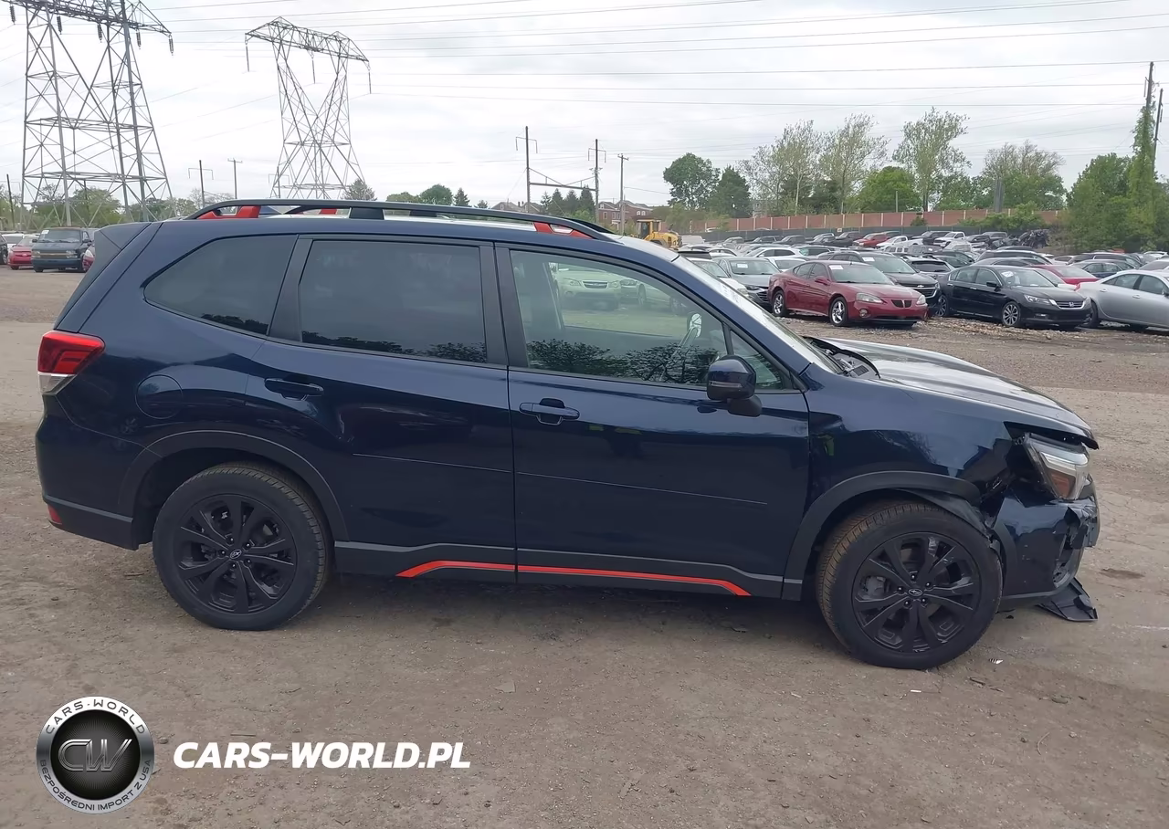 2020 Subaru Forester Sport VIN:JF2SKARCXLH428171 - 13