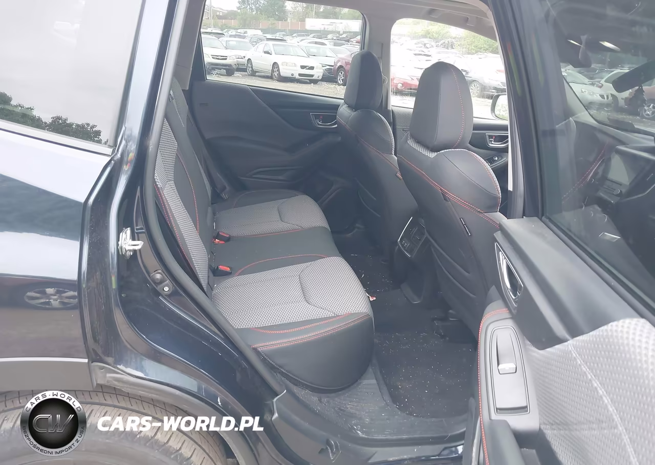 2020 Subaru Forester Sport VIN:JF2SKARCXLH428171 - 8