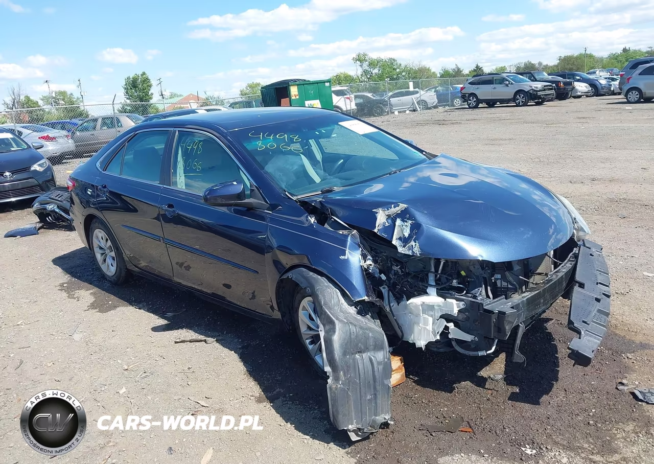 2016 Toyota Camry Le