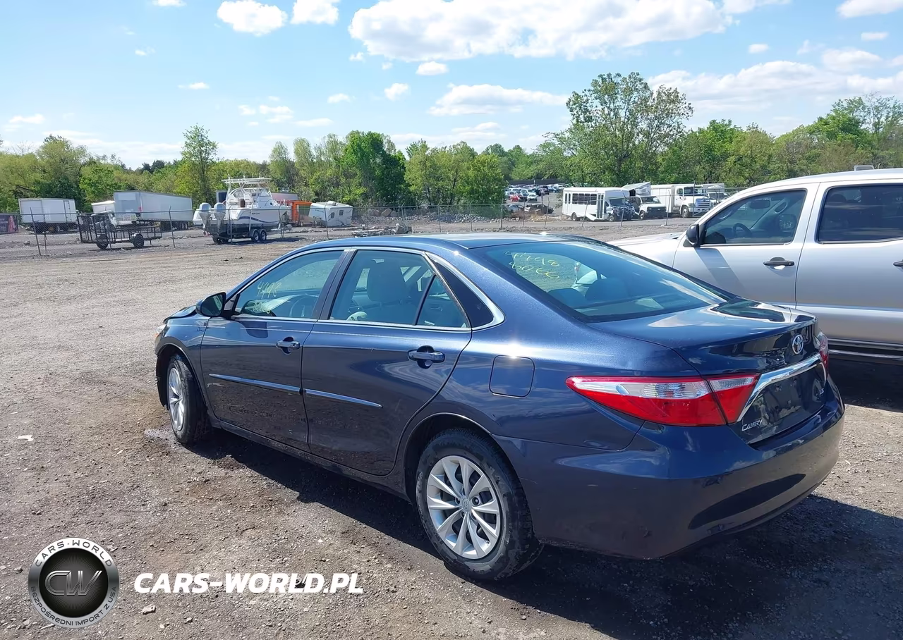 2016 Toyota Camry Le VIN:4T4BF1FK4GR527338 - 3