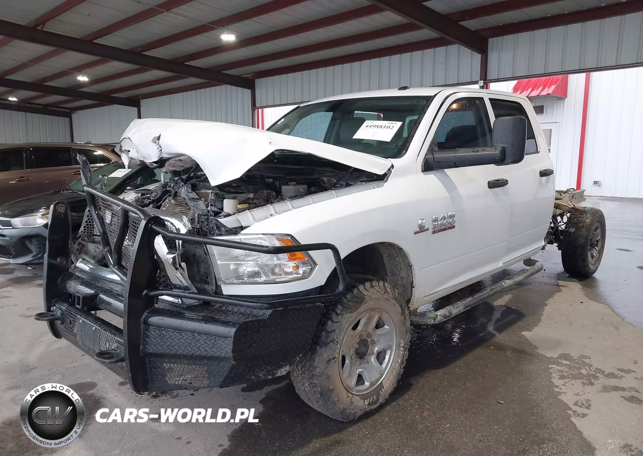 2018 Ram 2500 Tradesman 4X4 8' Box VIN:3C6UR5HL7JG295993 - 2