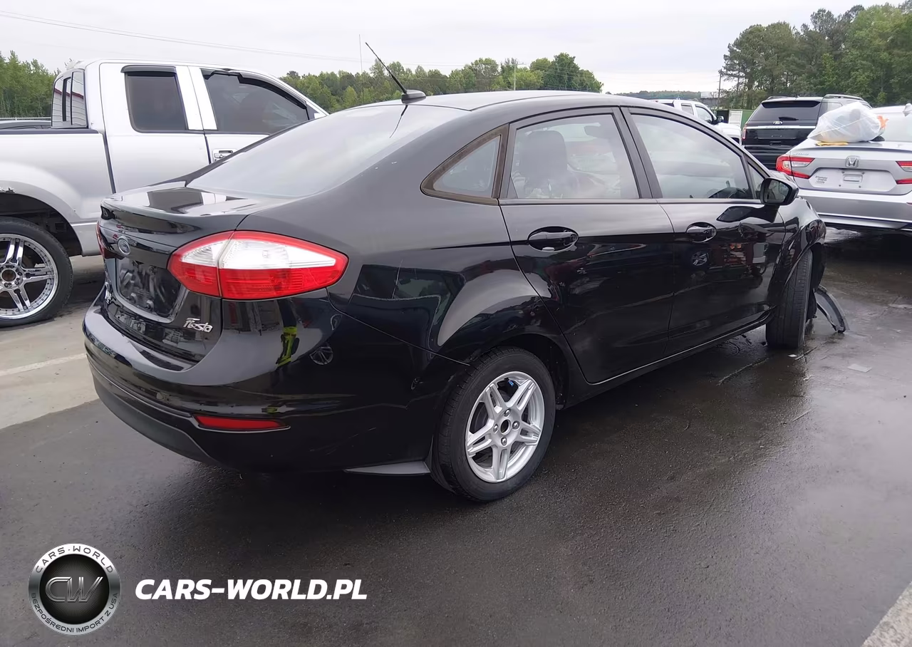 2018 Ford Fiesta Se VIN:3FADP4BJXJM138336 - 4