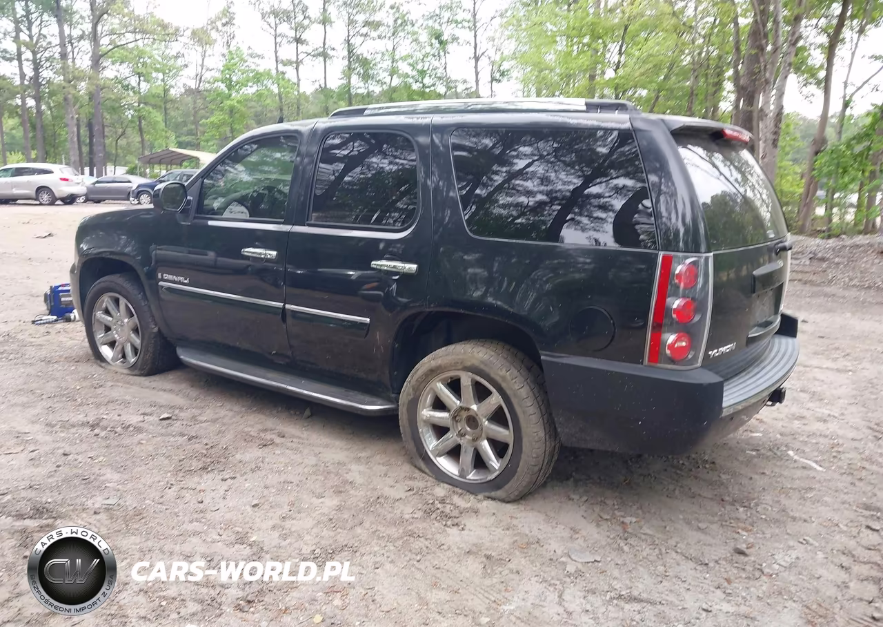2007 GMC Yukon Denali VIN:1GKFK63887J360862 - 3