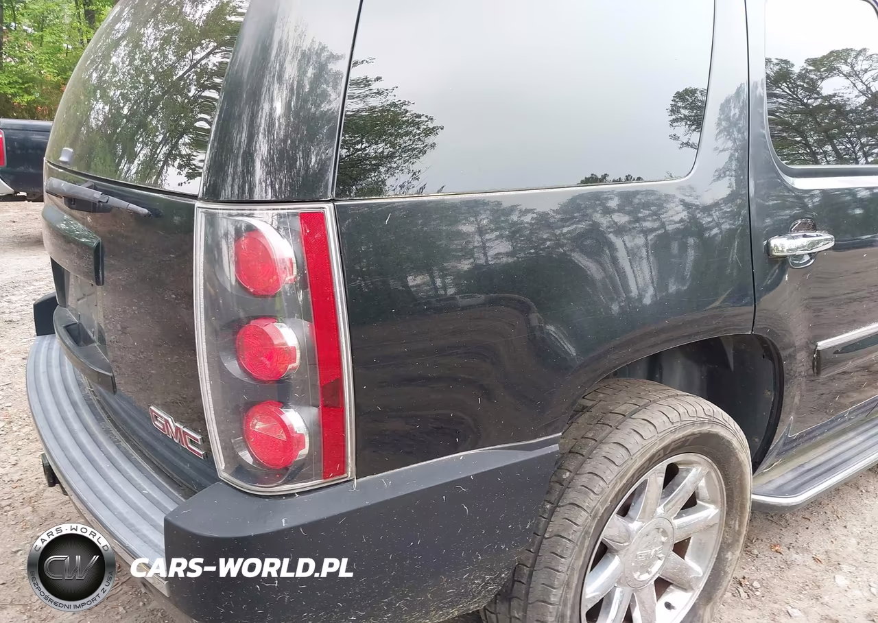 2007 GMC Yukon Denali VIN:1GKFK63887J360862 - 6