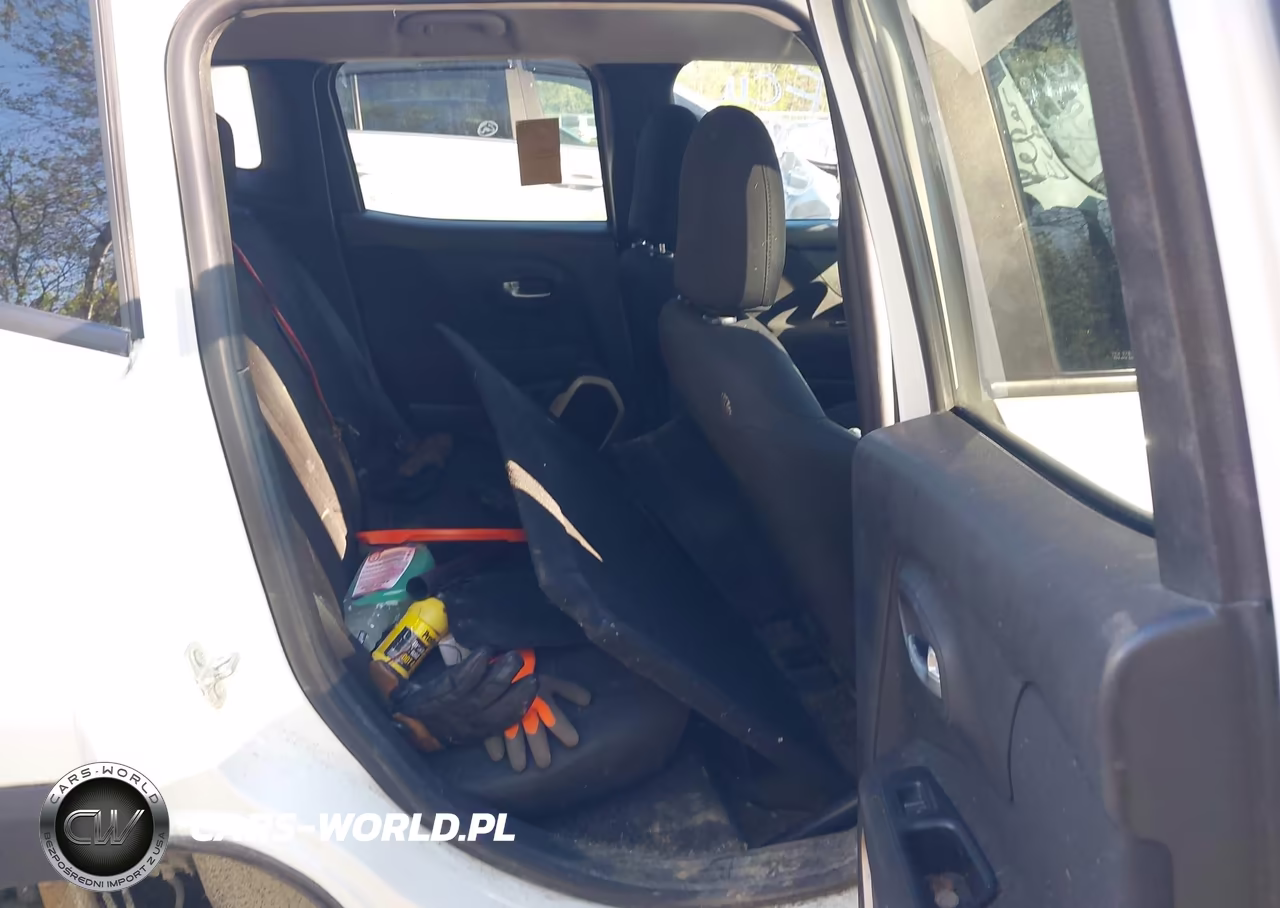 2016 Jeep Renegade Sport VIN:ZACCJAAW3GPE32802 - 8