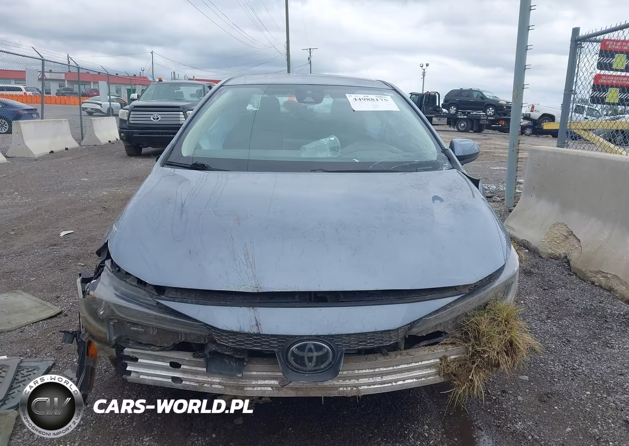 2020 Toyota Corolla Le VIN:5YFEPRAE9LP119952 - 11