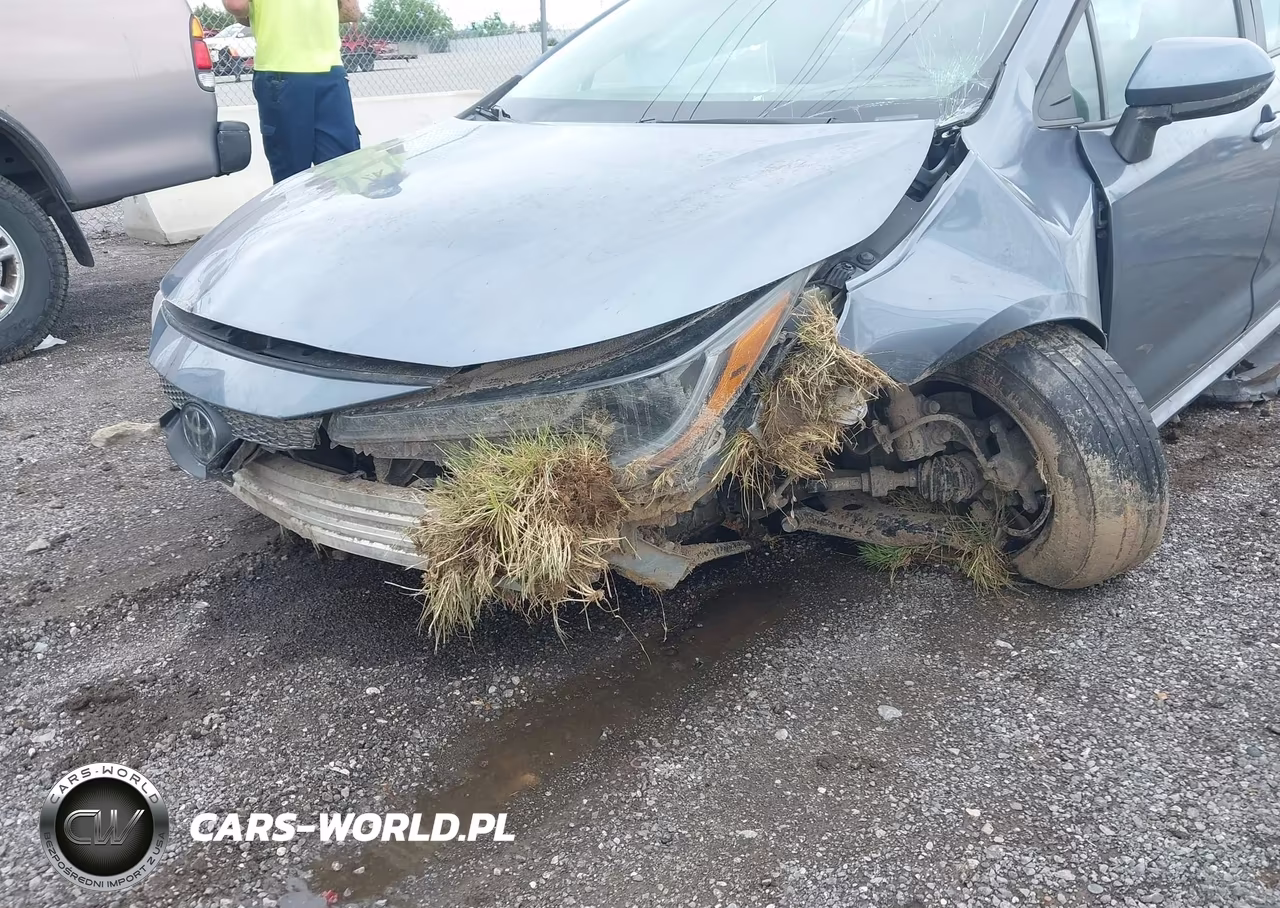 2020 Toyota Corolla Le VIN:5YFEPRAE9LP119952 - 6
