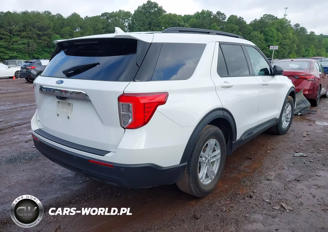 2024 Ford Explorer Xlt VIN:1FMSK7DH4RGA14883 - 4