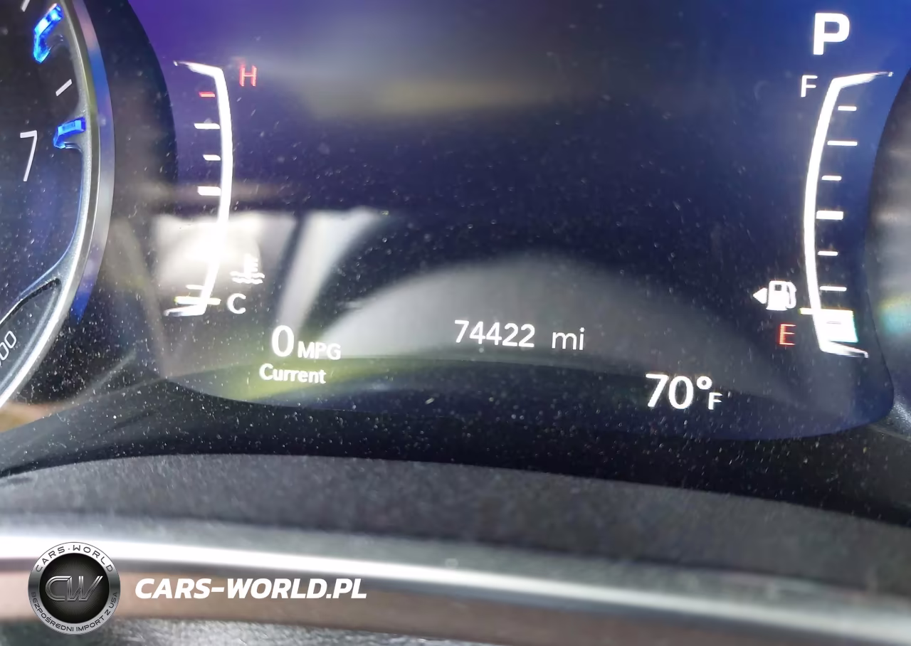 2019 Chrysler Pacifica Touring L Plus VIN:2C4RC1EGXKR629798 - 16